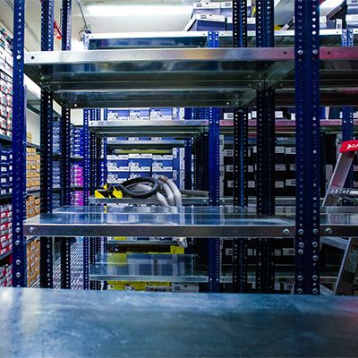 Estantería Angulo Ranurado Bodestan Chile