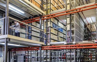 rack multinivel pasillo elevado